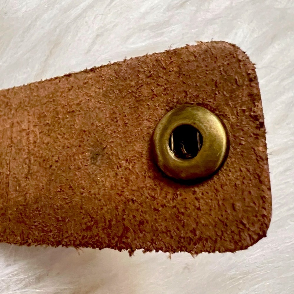 Unisex Leather Bracelet - Picture 4 of 7